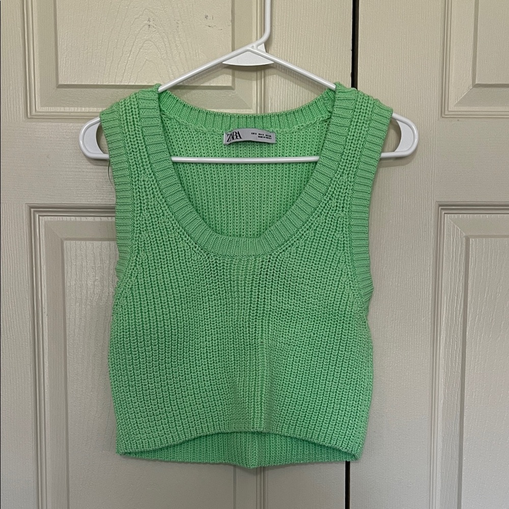 Zara Light Green Crew Neck Sweater
